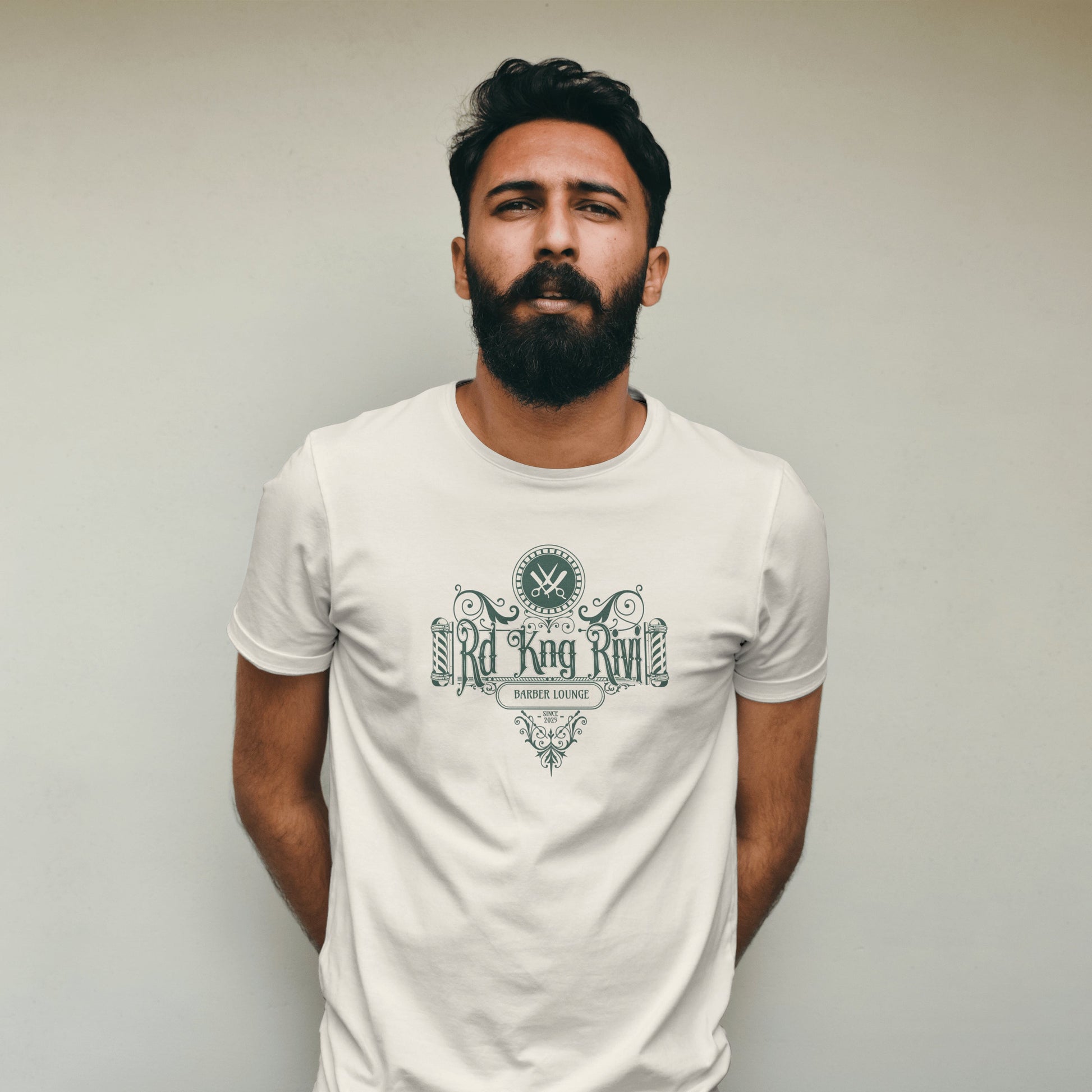“Rd Kng Rivi cream t-shirt front – unisex streetwear design with bold graphic.”