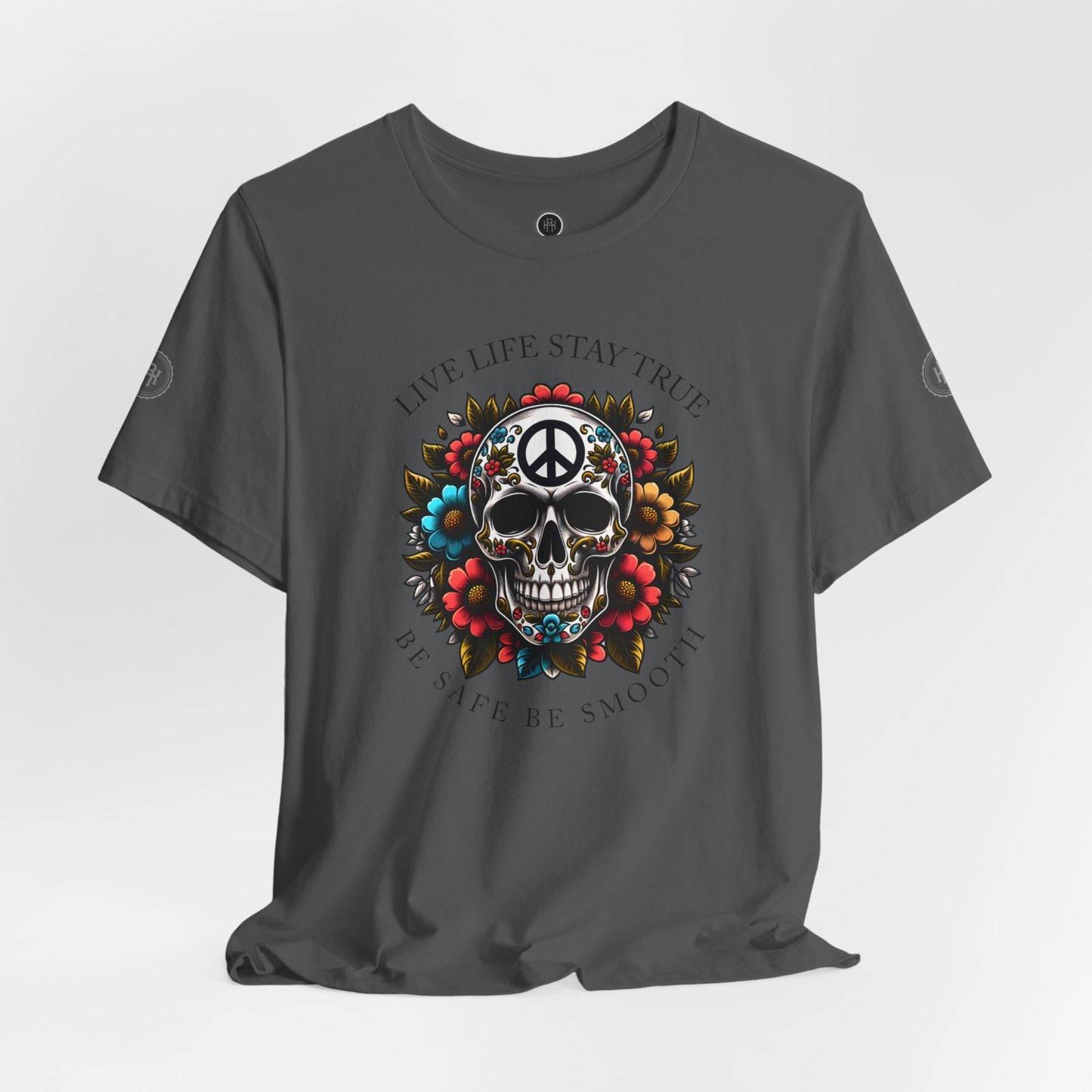 Skull Artwork Tee - Live Life Stay True, Unisex Graphic T-Shirt, Peaceful Vibe Tee, Motivational Shirt for Everyday Wear, Unique Gift Idea,