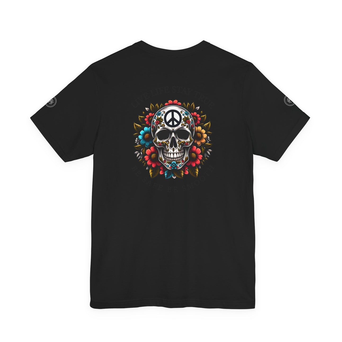 Skull Artwork Tee - Live Life Stay True, Unisex Graphic T-Shirt, Peaceful Vibe Tee, Motivational Shirt for Everyday Wear, Unique Gift Idea,